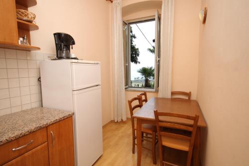 Apartments by the sea Opatija - 7830 - image 12