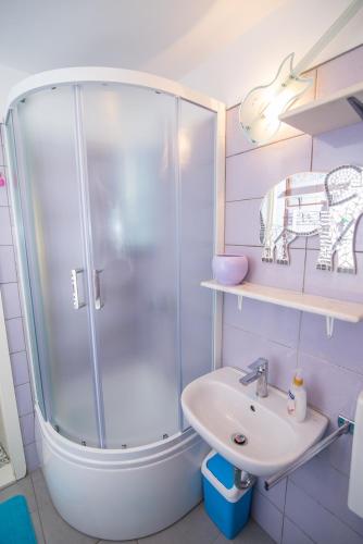 Apartments by the sea Veli Losinj Losinj - 7959 - image 6