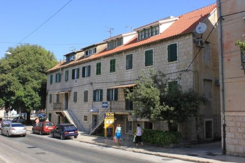 Apartments with WiFi Split - 7907 - image 6