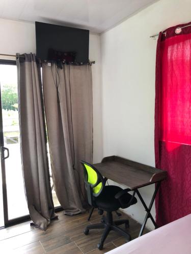 Pet Friendly - WFH Beach House in Potrero