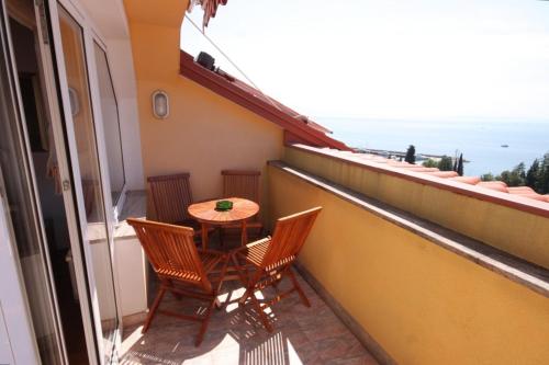 ระเบียง/ชานเรือน, Apartments with a parking space Icici, Opatija - 7793 in อิชิชิ