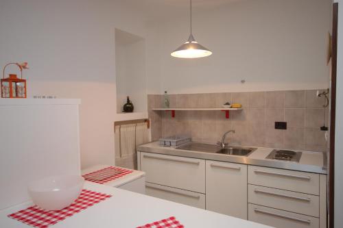 Apartments with a parking space Moscenicka Draga Opatija - 7786 - image 3