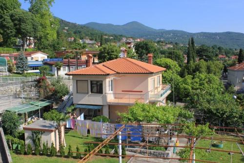 Apartments with a parking space Lovran, Opatija - 7807 - Location saisonnière - Lovran