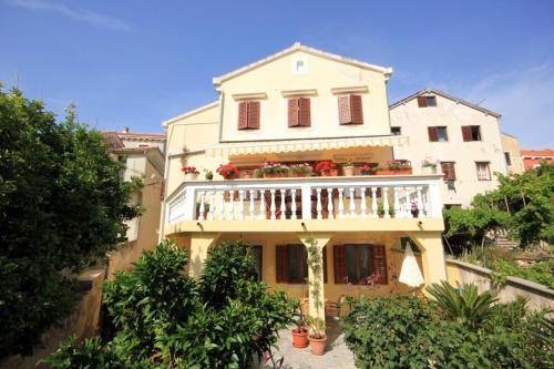 Apartments with a parking space Mali Losinj (Losinj) - 7940 Mali Lošinj 