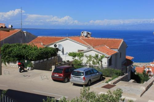 Apartments with a parking space Mali Losinj (Losinj) - 8000