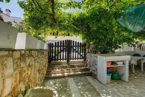 Apartments with a parking space Mali Losinj (Losinj) - 8000 - image 8