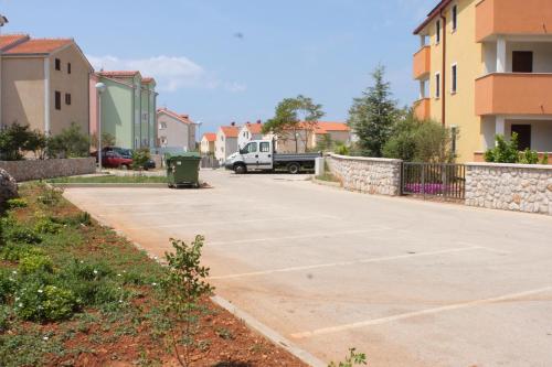 Apartments by the sea Cres - 7875 - image 6