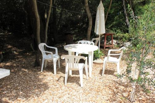 Apartments by the sea Artatore Losinj - 8022 - image 4