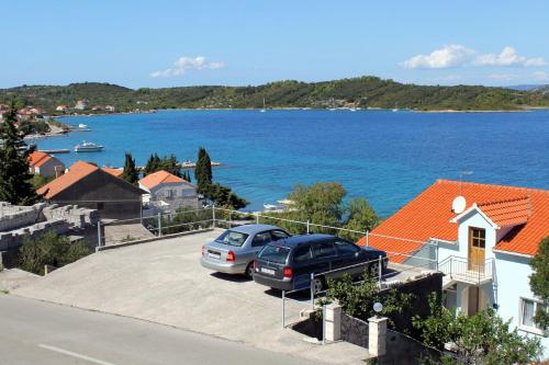 Apartments by the sea Kneza Korcula - 9166 - image 2