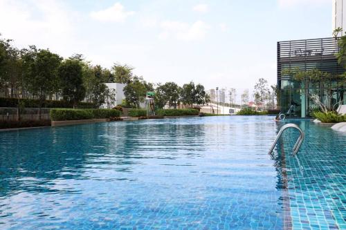 Elegant Homes 9Pax 5Bed Sunway Pyramid-Lagoon 2 Car Park