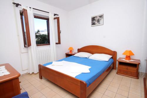 Apartments with a parking space Zrnovska Banja Korcula - 9226 - image 12