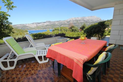 Apartments with a parking space Zrnovska Banja Korcula - 9226 - image 13