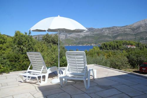 Apartments with a parking space Zrnovska Banja, Korcula - 9226