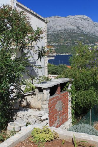 Apartments and rooms by the sea Korcula - 9267 - image 9