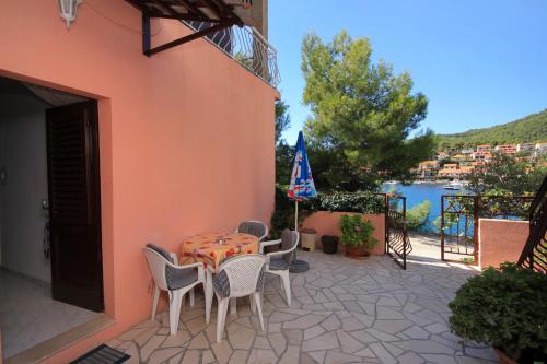 Apartments by the sea Brna Korcula - 9275 - image 3
