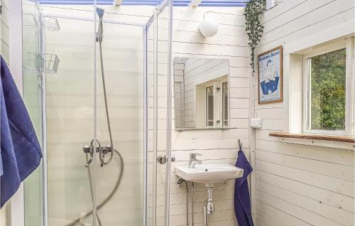 Vannas istaba, Amazing Home In Hagalundmjölby (Amazing Home In Hagalundmjolby) in Mantorp