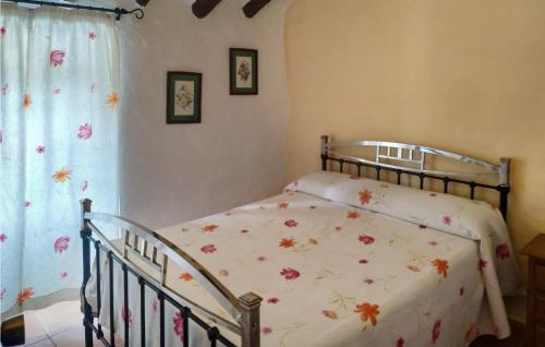 6 Bedroom Gorgeous Home In Campos Nubes-priego