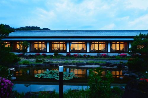 Japanese-Style Superior Room with Bed & Open Air Bath