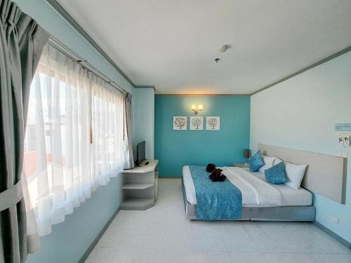 room detail thumbnail 0