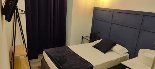 ROOMS Los MONTES - image 11