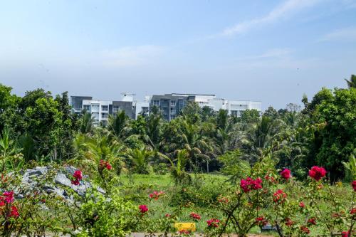 Earthspace Transit by Traven Homes in Cochin International Airport
