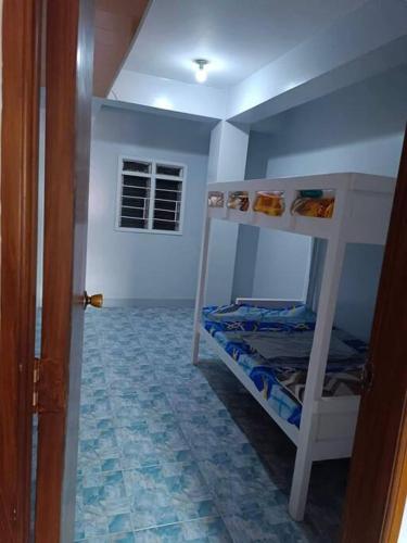 Quiet 2 bedroom solo house for family vacation photo