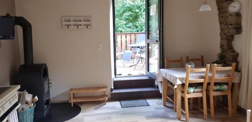Iekārtas, Neumühle Ferienwohnung 2 (Neumuhle Ferienwohnung 2) in Lutzerath