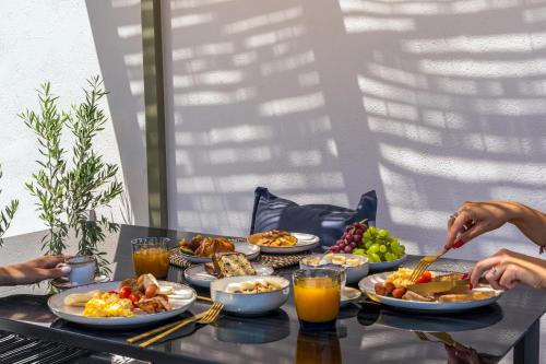 طعام و مشروبات, Lavadoze Luxury Suites in Exo Gonia