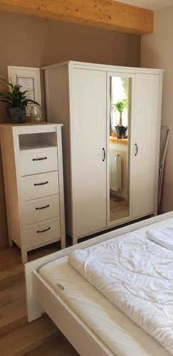 Neumühle Ferienwohnung 2 (Neumuhle Ferienwohnung 2) in Lutzerath