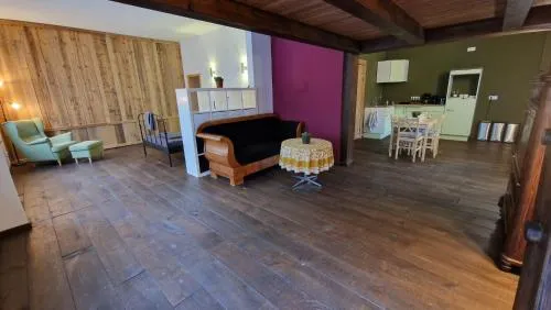 Liebevoll sanierte Altbauwohnung in Waldsieversdorf, Deutschland