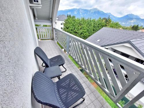 Centrally located, with castle view and 2 parkings, Bled (foto 8)