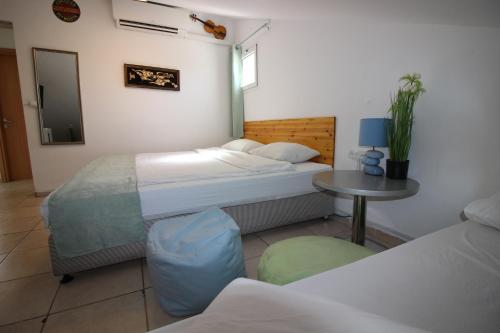 Custo Club - image 2
