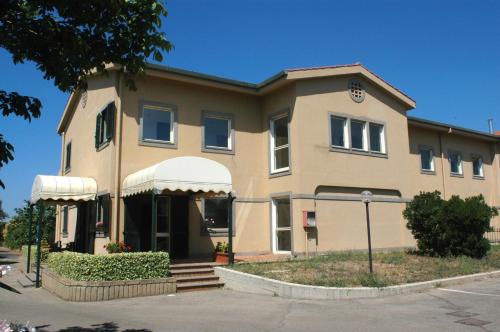 Exterior view, Hotel Baia Del Sole in Villaggio del Fanciullo