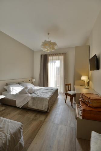 Daman Rooms & Breakfast