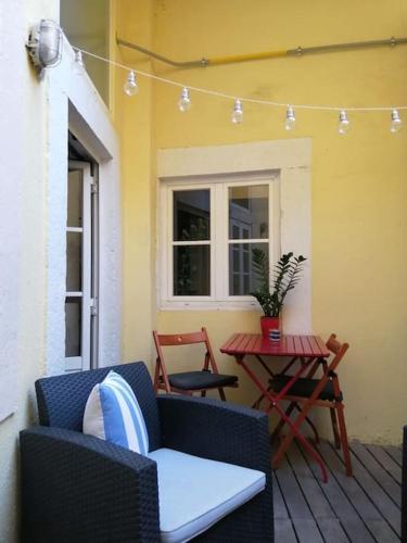 Magnificent Historical City Centre Apart with Terrace, Lisbon (photo 7)