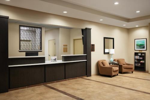 Candlewood Suites Valdosta Mall