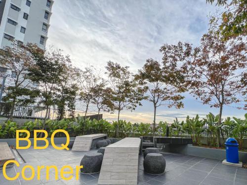 Relaxing Studio in Bangi | Infinity Pool, Gym in Bangi