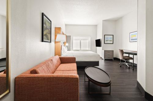 Holiday Inn & Suites Bothell - Seattle Northeast