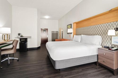 Holiday Inn & Suites Bothell - Seattle Northeast