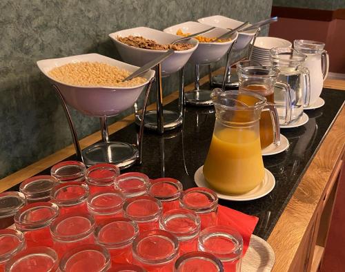 Їжа та напої, Lovat Arms Hotel in Болі