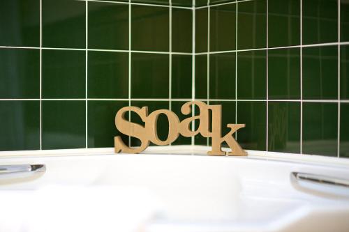 Lovat Arms Hotel - image 7