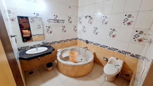 Hotel Amritsar Inn - image 5