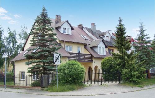 1 Bedroom Nice Apartment In Kolobrzeg