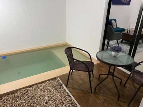 New & beautiful apartment GF with private pool