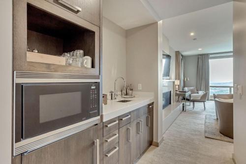 Sonesta Simply Suites Salt Lake City Airport
