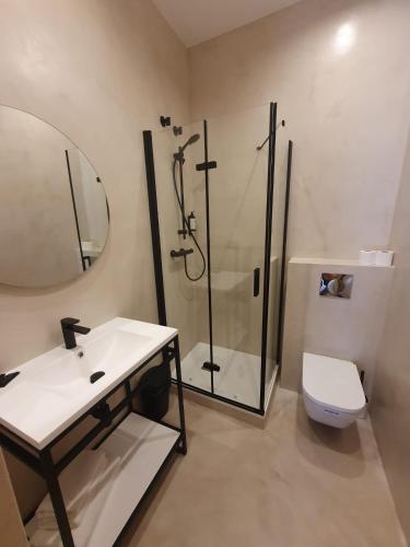 Hostal Lausanne - image 5