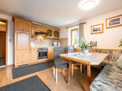  Appartement Enzian in Matrei in Osttirol