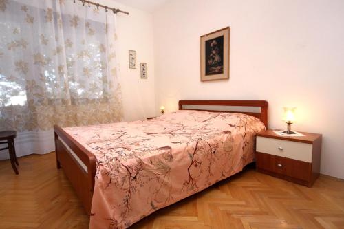 Apartment Arbanija 9423a - image 5
