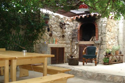 Apartments by the sea Arbanija Ciovo - 9423 - main image