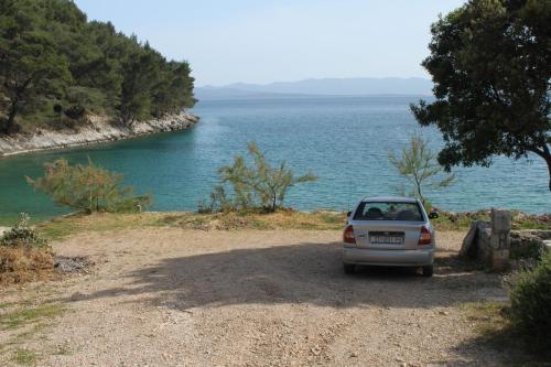 Seaside secluded apartments Cove Smokvina Hvar - 9501 - image 13